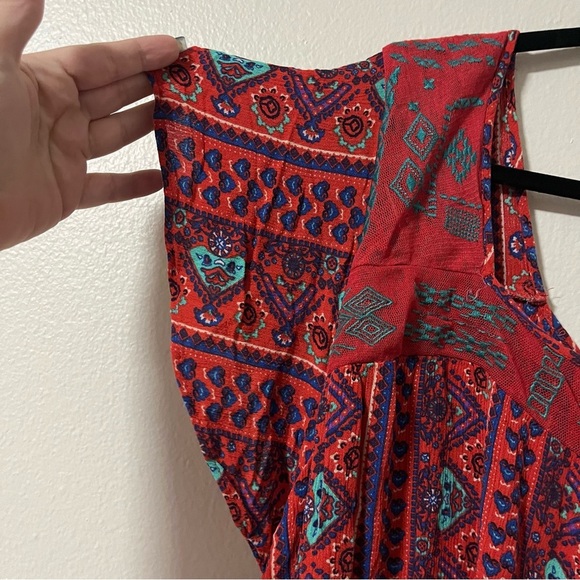 Torrid Plus Size 4 Red and Teal Flutter Sleeve Blouse Embroidery Boho Flowy - Picture 3 of 6